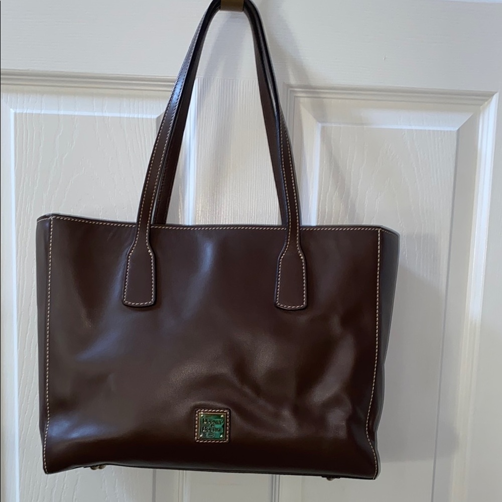 Elegant Brown Leather Tote Bag